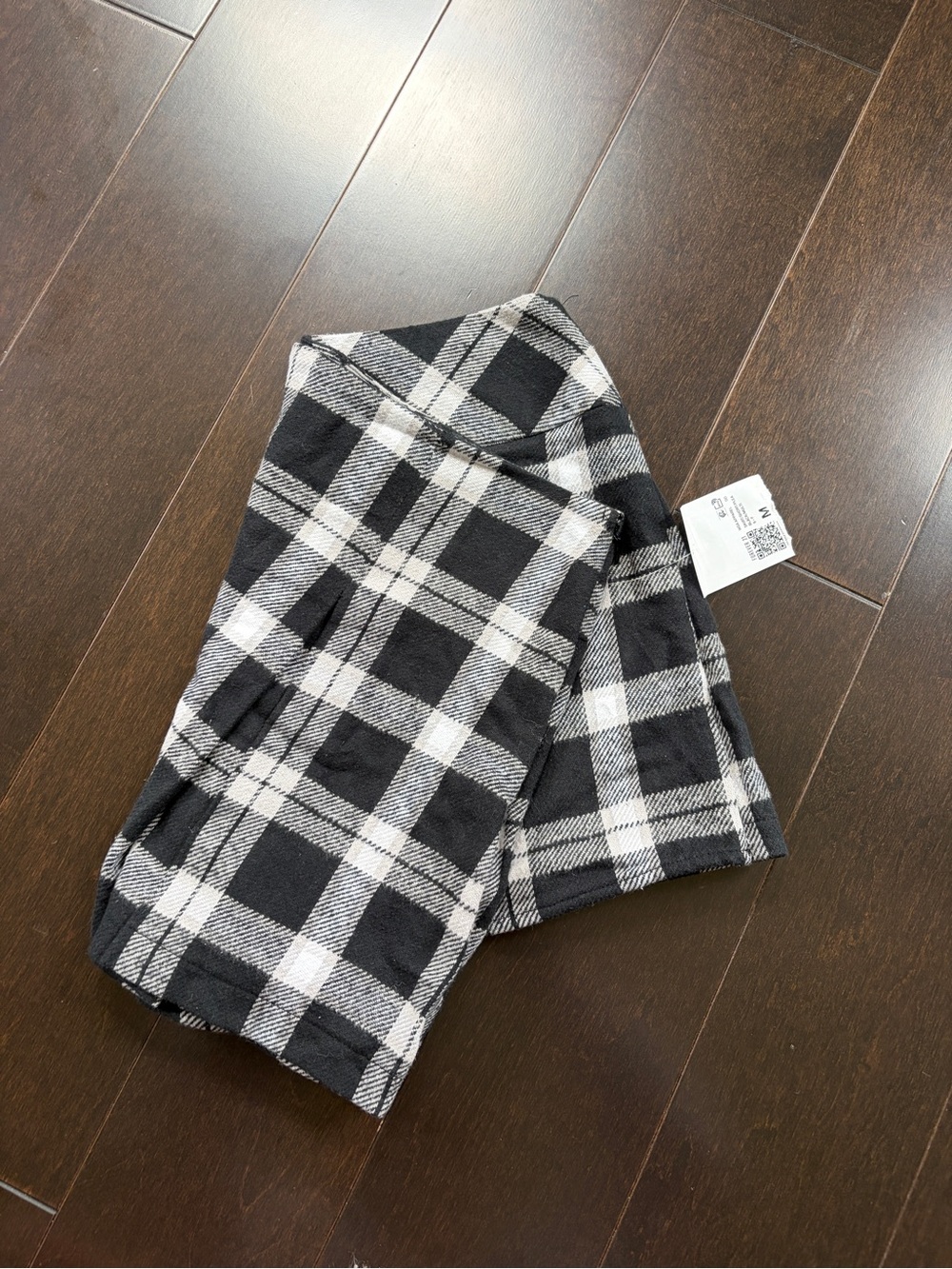 Classic Black & White Forever 21 Plaid Skort